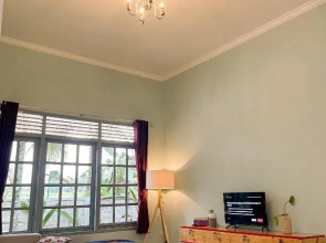 Villa Kamar Tamu Selomartani