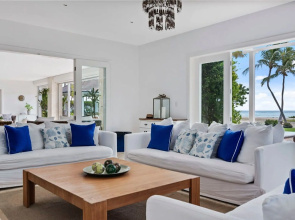 Oceanfront Golf Course Estate w Pool Guest House