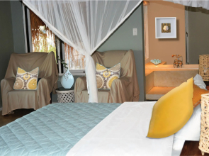 Moyeni Lodge