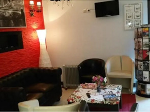 Hotel La Perle Montparnasse