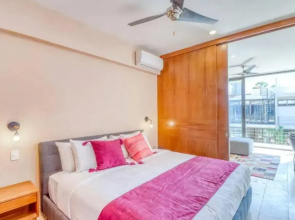303 Amena Great Apt with Private Pool and Gym