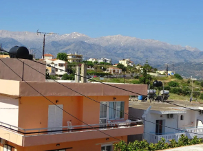 Emilia Studios And Apartments