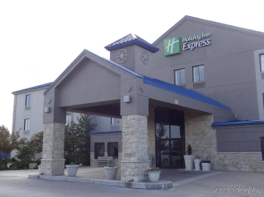 Holiday Inn Express Kansas City-Bonner Springs by IHG