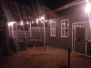 LUXE Bloemenzicht 4 personen, BnB, 10 minuten van zee