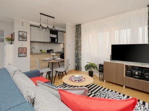 Stylish Apartment in Żoliborz by Renters