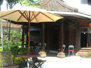 Bali Rising Sun Bed & Breakfast