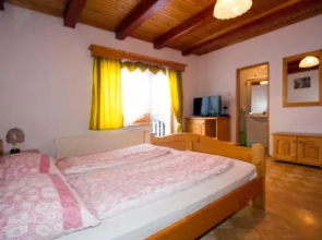 Tourist farm Gričnik