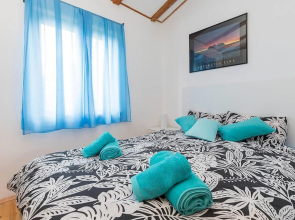 Nice Home in Porec With Wifi, Outdoor Swimming Pool and 2 Bedrooms