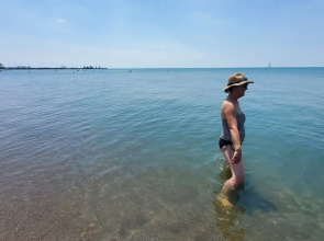 Seacliff Beach Suites - Coastal room, awesome strolling, all amenities, right in town