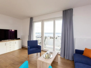 4 Zimmer Maisonette 3 Balkone optional Bootsliegeplatz Haus 6 A6