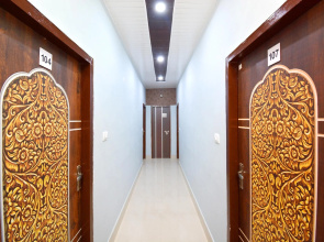 OYO 42911 Blue Sky Guest House