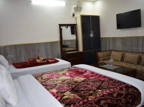 Dream Land Hotel