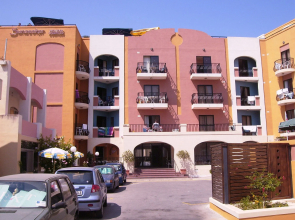 Sunseeker Holiday Complex