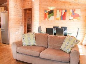 Kingfisher Lodge