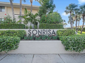 Sonrisa Unit-3/ Lovely Condo , 2 Bedrooms-2Baths