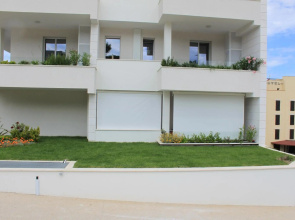 Calabona's promenade apartment