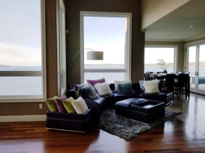 Redondo waterfront house with a private room