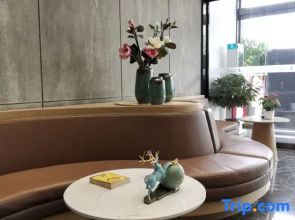 Ji Feng Zhige Hotel