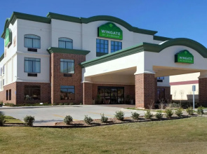 Big Country Hotel  Suites