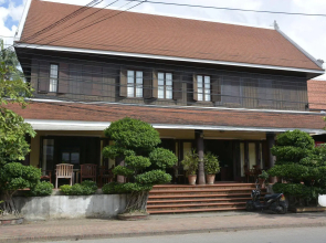 Bua Luang Hotel