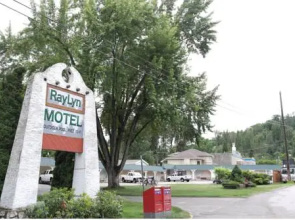 Ray Lyn Motel