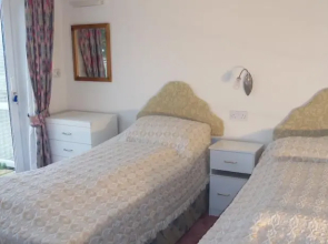 Burley Court Apartments