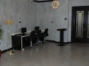 Agsaray Deluxe Hotel