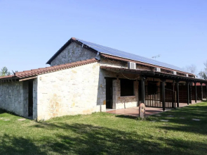 Gioulis Apartments & Studios