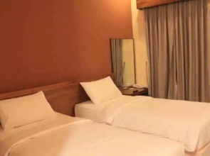 Bayu Amrta Hotel & Restaurant