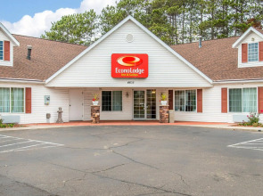 Econo Lodge Inn & Suites