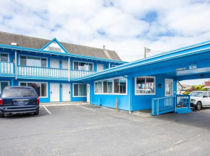 Inn at the Sea