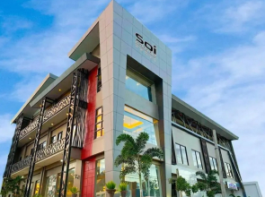 Soi Suites