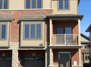 Luxurious Brand New Four Bedroom Townhouse