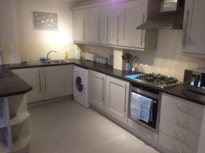 The Beeches - Serviced Duplex Apartment