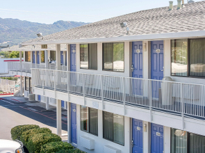 Motel 6 Ukiah, CA