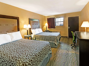 Days Inn by Wyndham Cherokee Near Casino