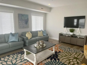 Wc408 East Farragut Road, Unit 302