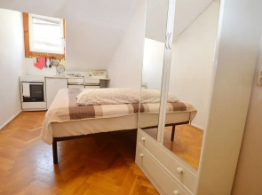 Comfortable and Compact Lodge