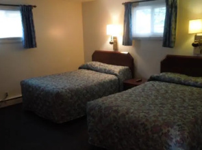 Pine Haven Motel