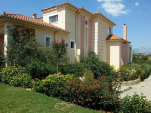 Celestial Azure Villa, your Athenian Country House Retreat