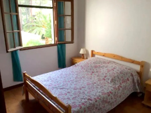 House with 3 Bedrooms in Lecci, with Enclosed Garden And Wifi