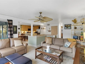 Lakefront Condo With 2 Pools, Courts, Trails & Patios at 12mm