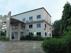 Kwetu Hotel