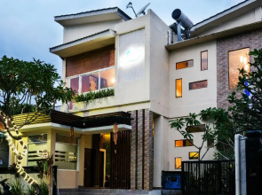 Jepun Guesthouse by OYO Rooms
