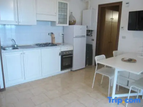 Cozy flat with garden near beach