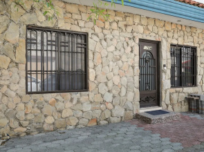 ANTIQUE Guest House Fundidora