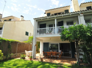 HomeHolidaysRentals Glamour - Costa Barcelona