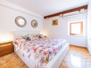 Villa Mia -three-bedroom Villa With Swimming Pool ID Direct Booker 990