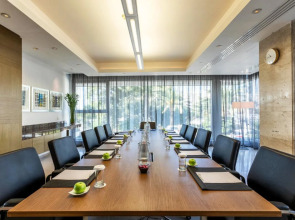 Crowne Plaza Limassol by IHG