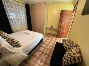 Lux Suites TRM 1 Bedroom Apartments